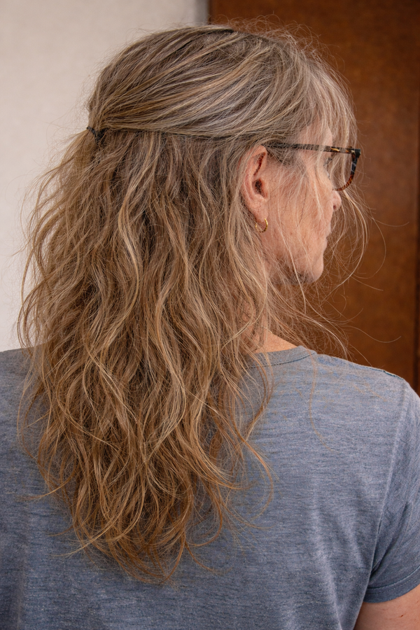 Before using Frosted Banana Hair Clips